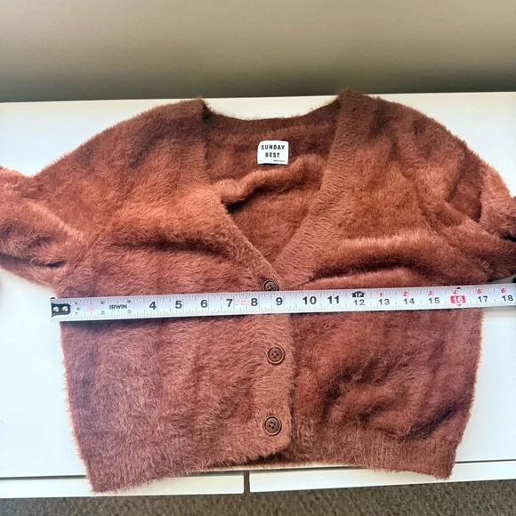 BNWOT Sunday Best Aritzia Reece Cardigan Fuzzy-Knit in Cognac Brown Size Medium - Picture 5 of 7